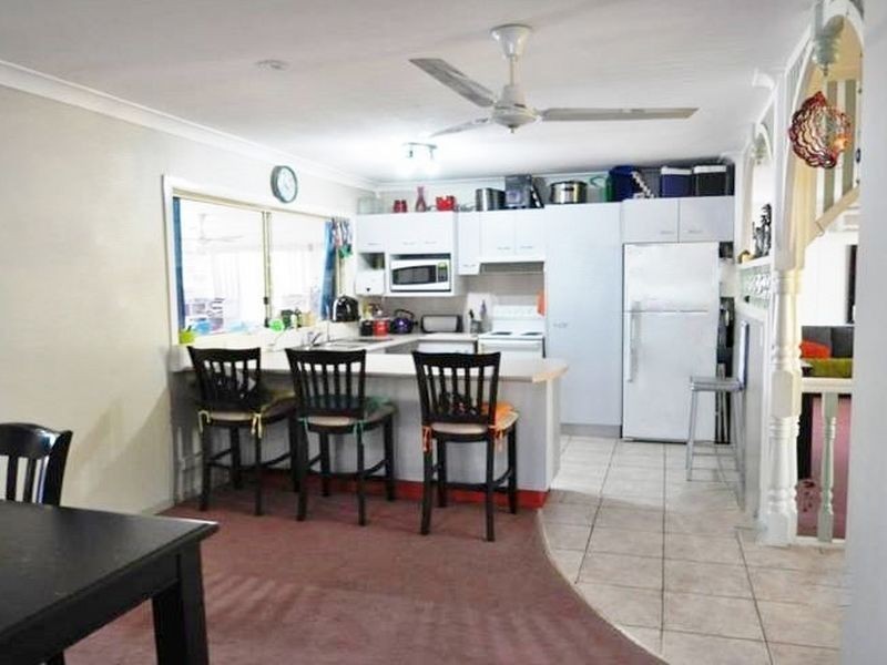 4 Mikaga Court, Woodridge QLD 4114