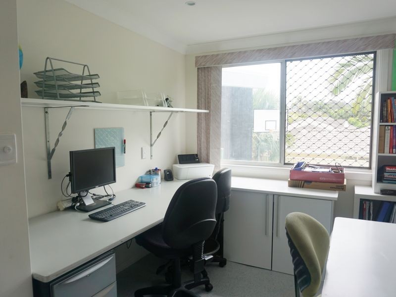 4 Mikaga Court, Woodridge QLD 4114