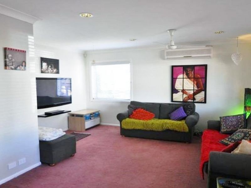 4 Mikaga Court, Woodridge QLD 4114