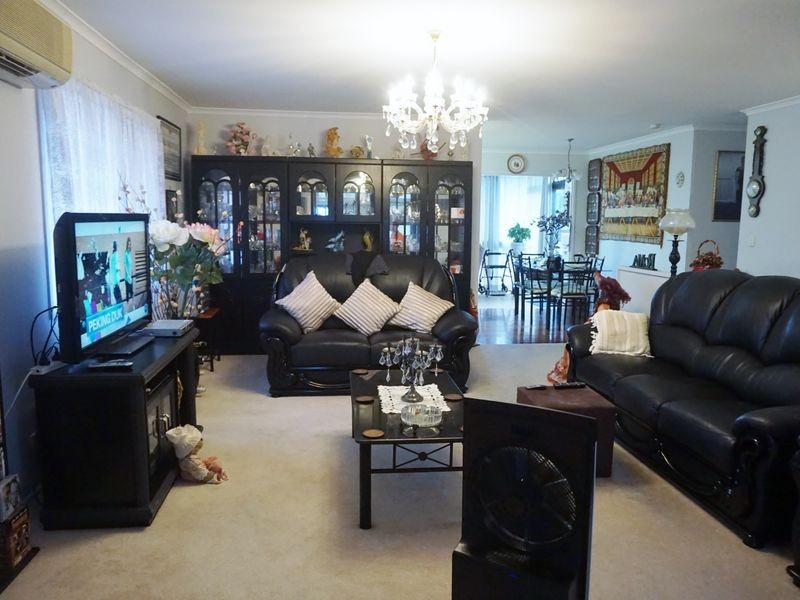 16 Kraatz Ave, Loganlea QLD 4131
