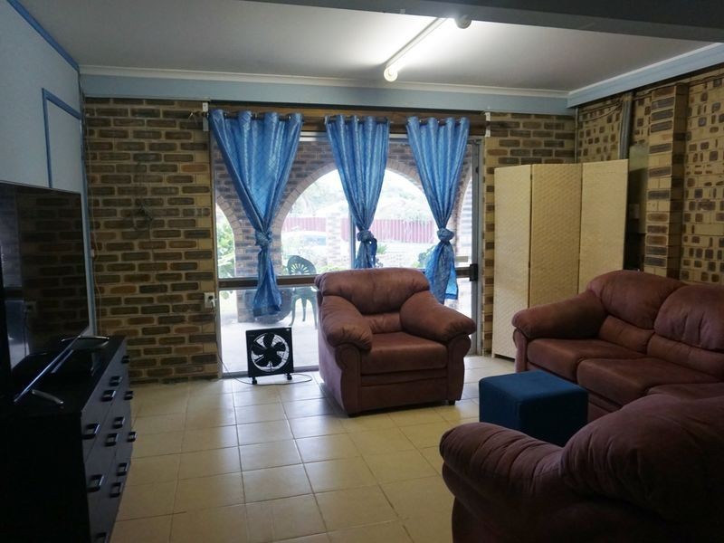 16 Kraatz Ave, Loganlea QLD 4131