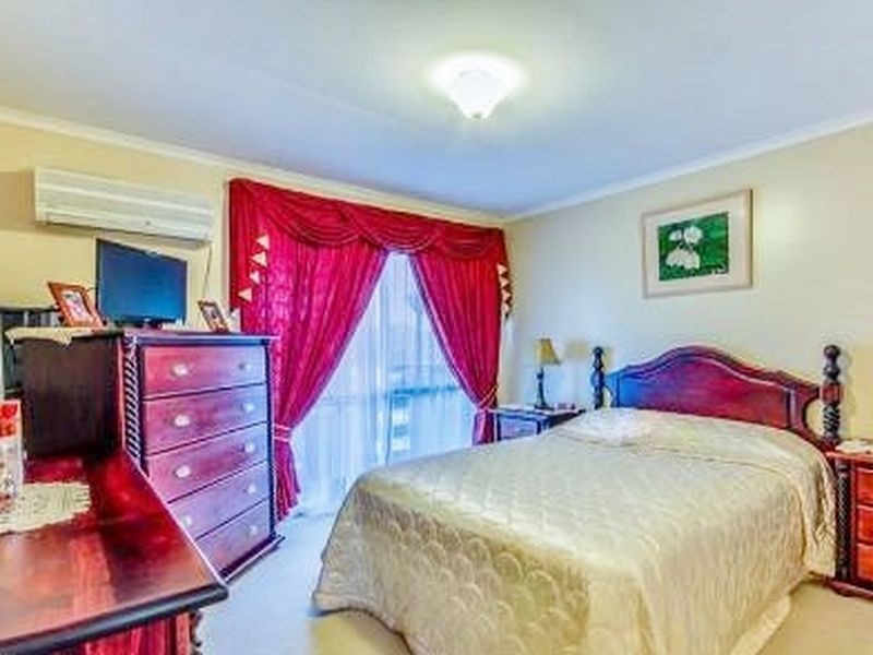 1/26 Charles Ave, Logan Central QLD 4114