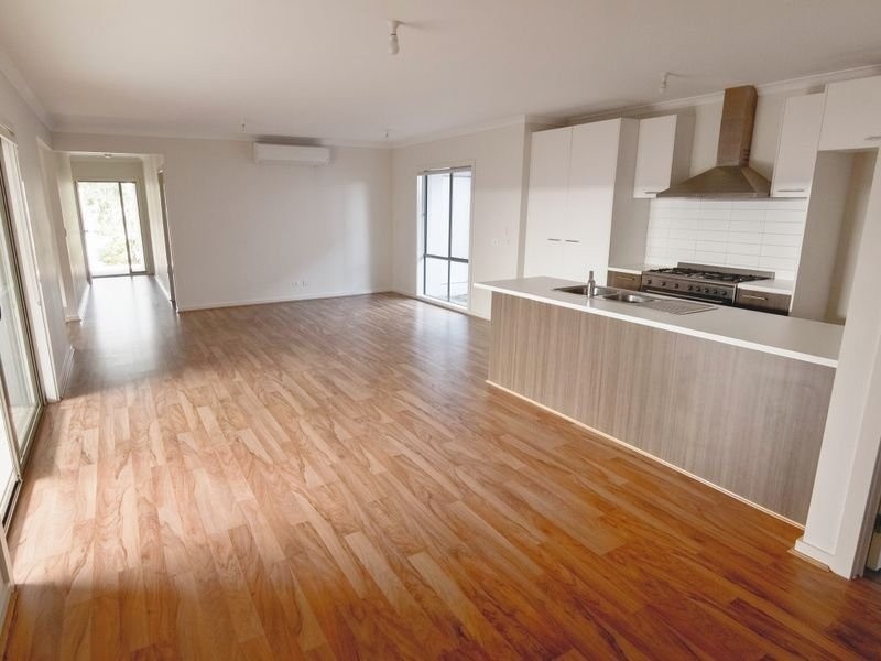 64 Cooper Crescent, Rochedale QLD 4123