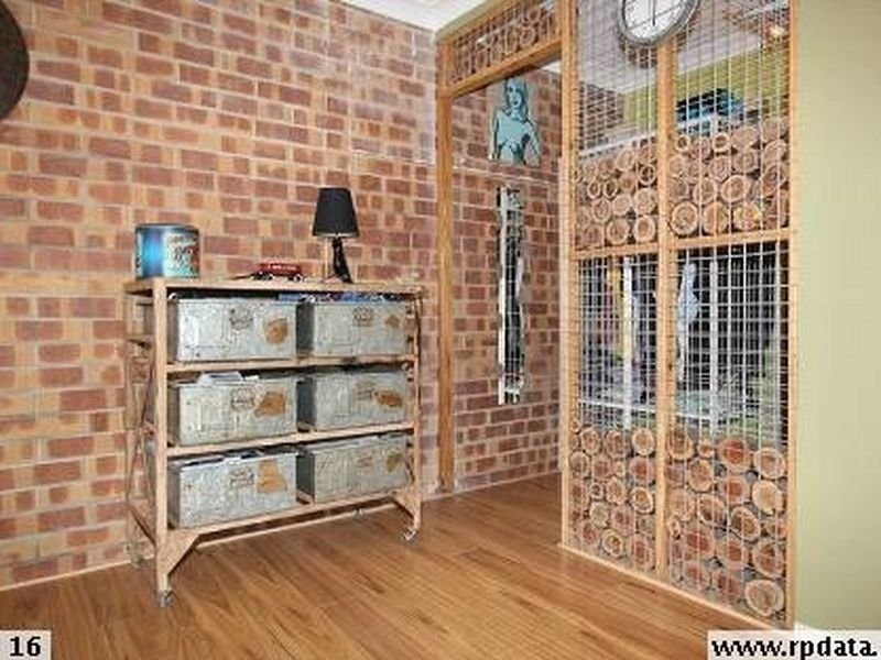15 Kummara Rd, Edens Landing QLD 4207