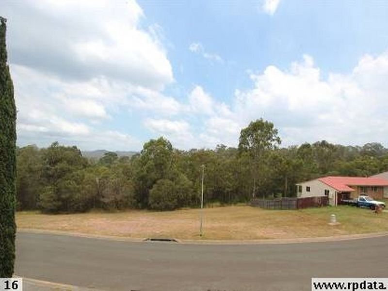 15 Kummara Rd, Edens Landing QLD 4207