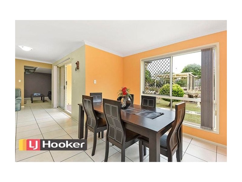 26 Mitchell Place, Parkinson QLD 4115
