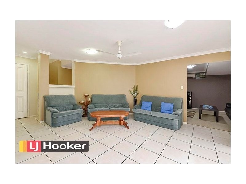 26 Mitchell Place, Parkinson QLD 4115