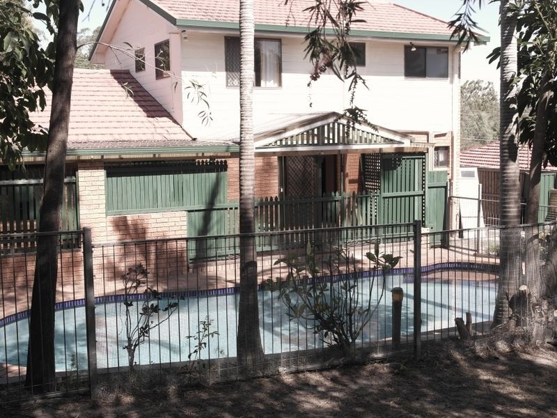 14 Jeannette Avenue, Springwood QLD 4127