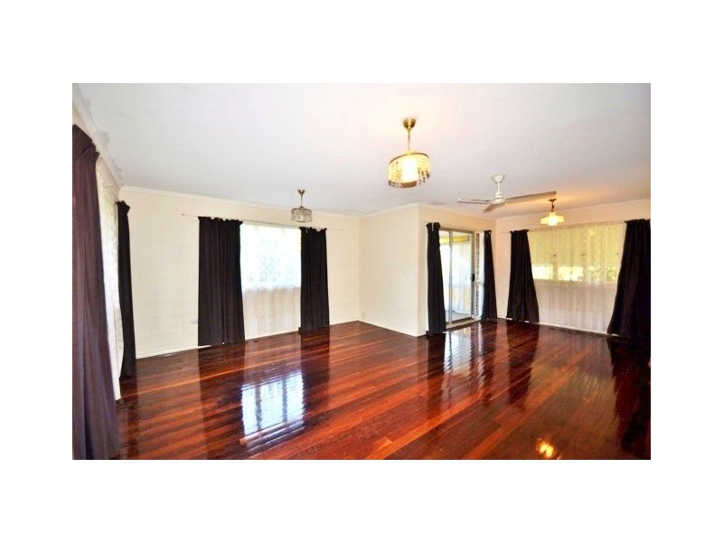 3 Edward Street, Woodridge QLD 4114