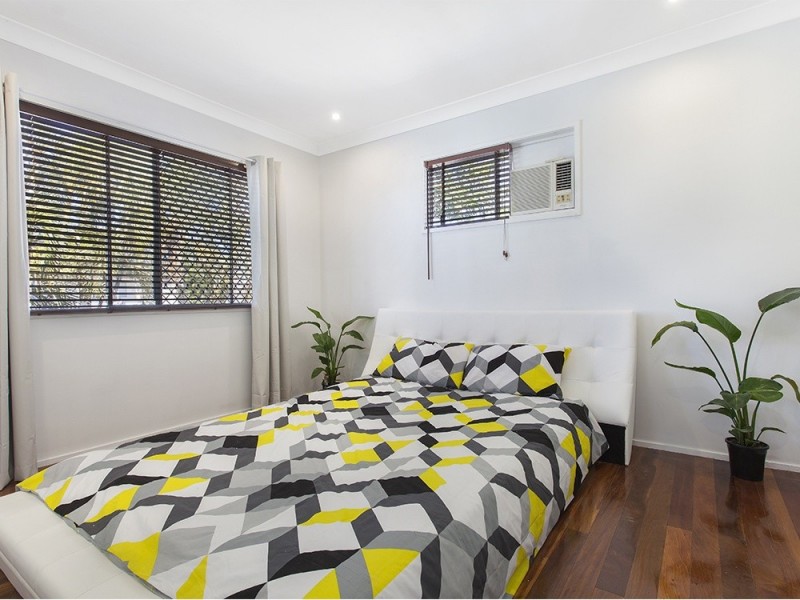 36 Redford Street, Kingston QLD 4114