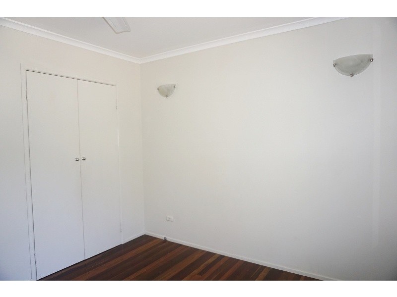 25 Barbaralla Drive, Springwood QLD 4127