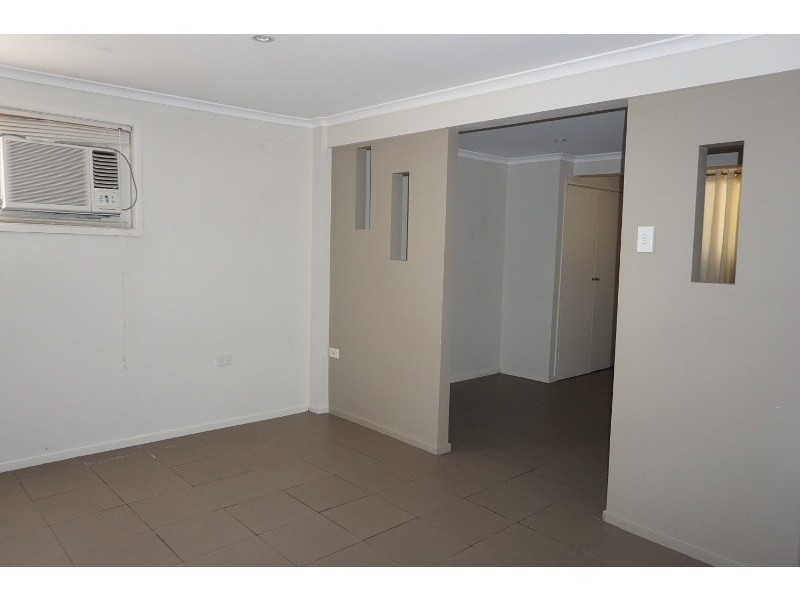 25 Barbaralla Drive, Springwood QLD 4127