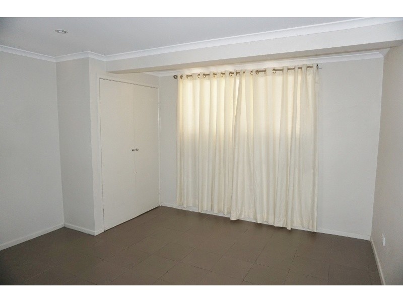 25 Barbaralla Drive, Springwood QLD 4127