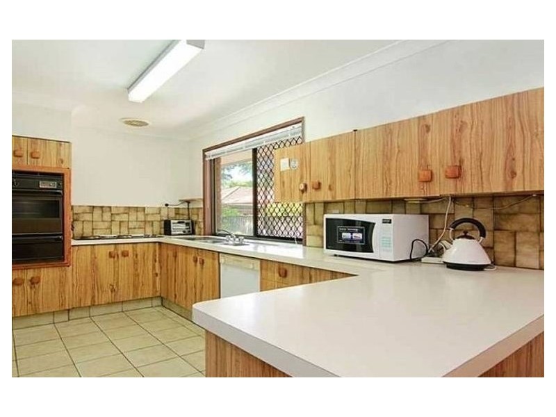 46 Paradise Road, Slacks Creek QLD 4127