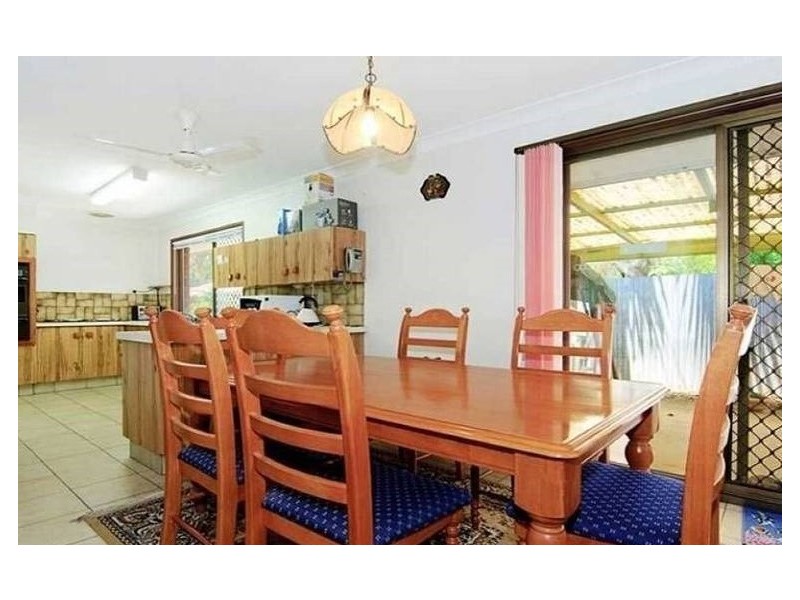 46 Paradise Road, Slacks Creek QLD 4127