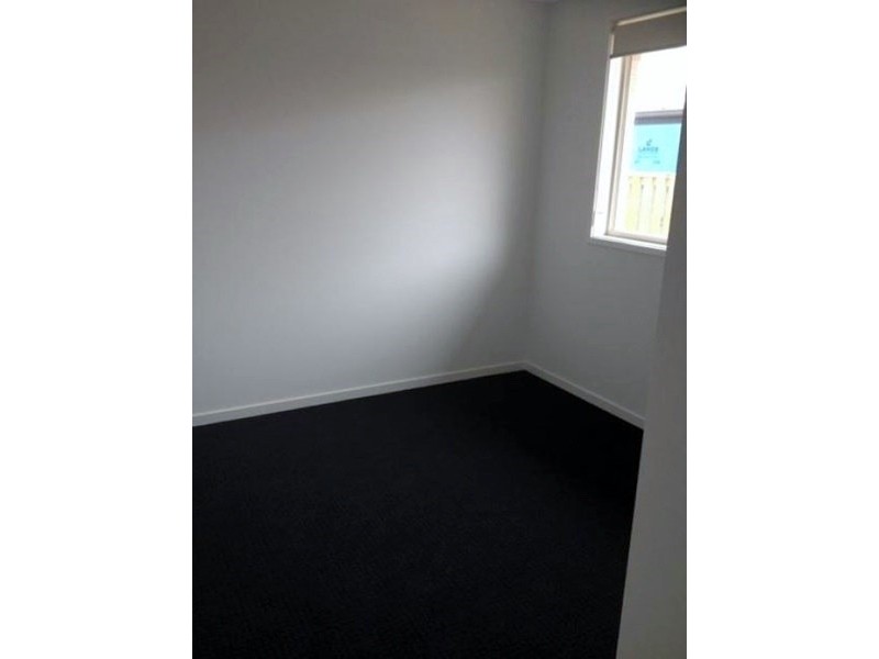 11 Undarra Street, Pimpama QLD 4209