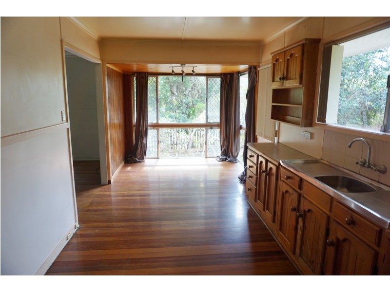 12 Arthur Street, Woodridge QLD 4114