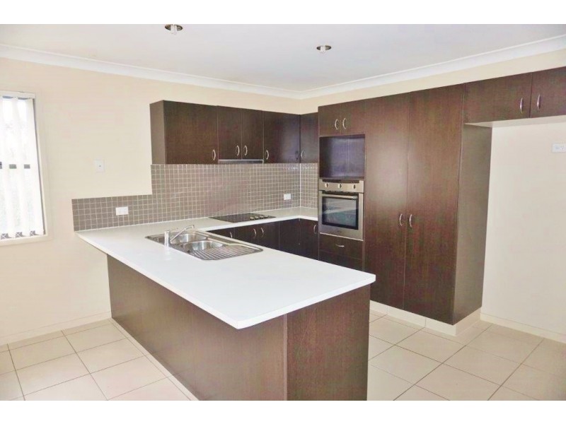 1 Yarraman Chase, Waterford QLD 4133