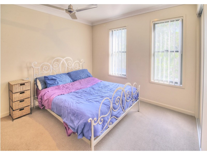 1 Yarraman Chase, Waterford QLD 4133