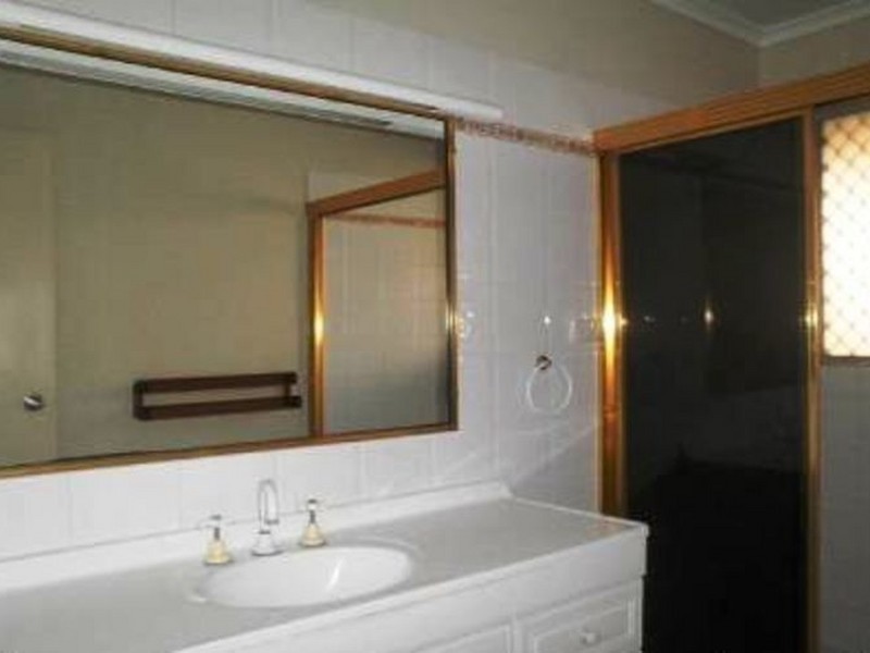 14 Donna Avenue, Rochedale South QLD 4123