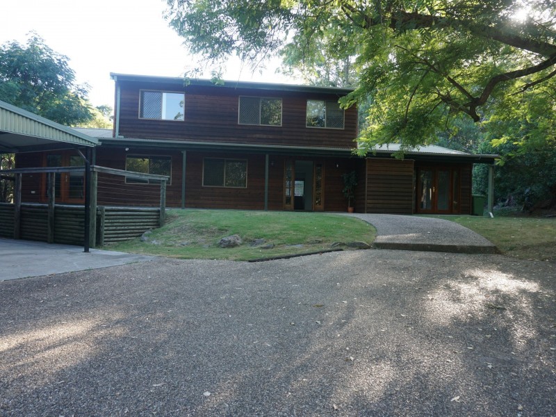 10 Trevallyan Drive, Daisy Hill QLD 4127