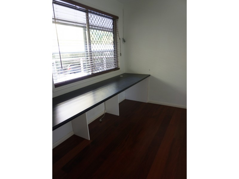 10 Trevallyan Drive, Daisy Hill QLD 4127