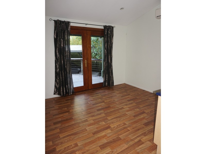 10 Trevallyan Drive, Daisy Hill QLD 4127