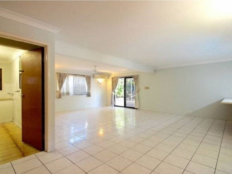 43 Metropole Street, Robertson QLD 4109
