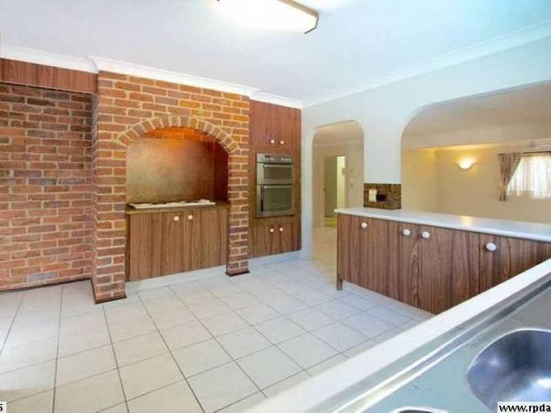 43 Metropole Street, Robertson QLD 4109