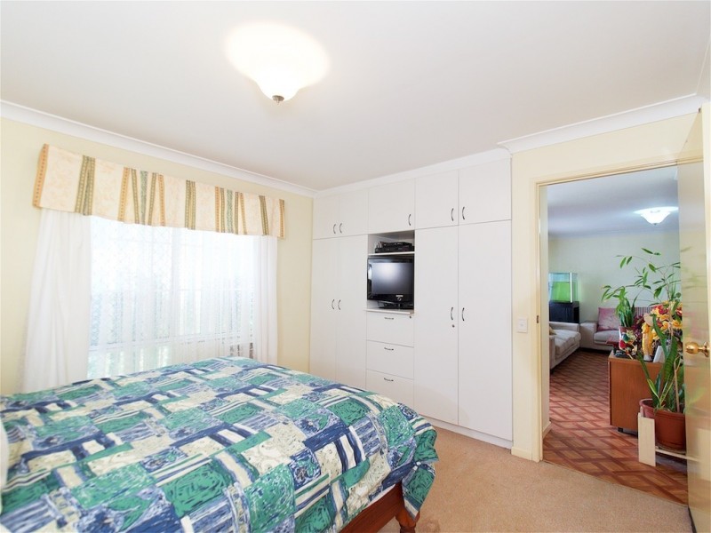 34 Thistle Street, Regents Park QLD 4118