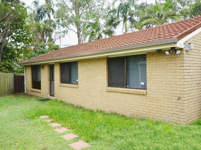 Villa 9/2 Russell Street, Woodridge QLD 4114