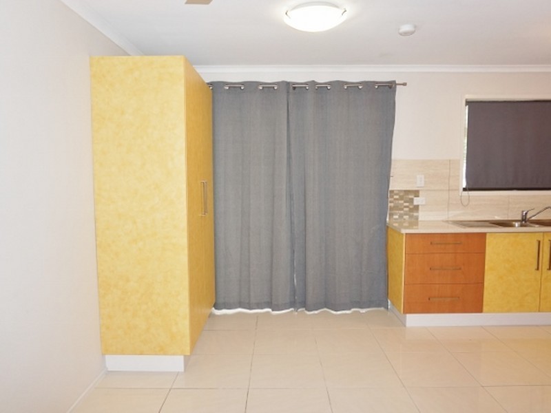Villa 9/2 Russell Street, Woodridge QLD 4114