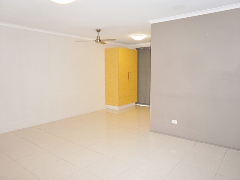 Villa 9/2 Russell Street, Woodridge QLD 4114