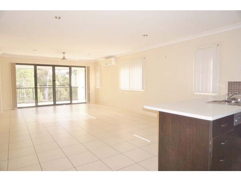 1 Yarraman Chase, Waterford QLD 4133