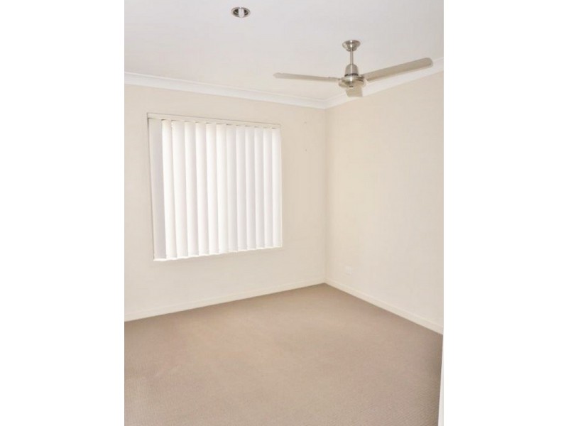 1 Yarraman Chase, Waterford QLD 4133
