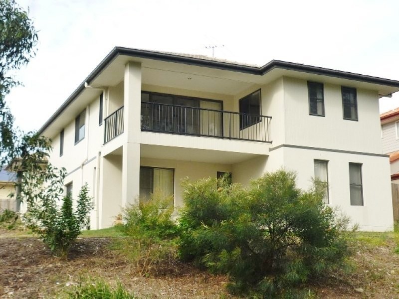 1 Yarraman Chase, Waterford QLD 4133