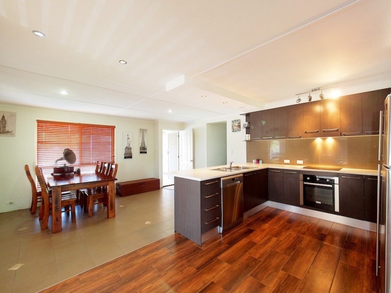 32 Velorum Drive, Kingston QLD 4114