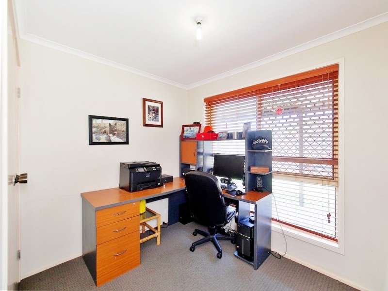 32 Velorum Drive, Kingston QLD 4114