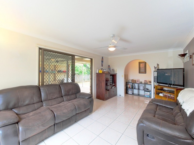 12 Willoughby Court, Springwood QLD 4127