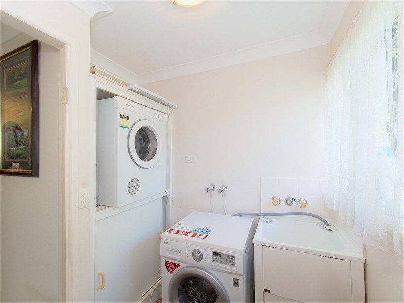 12 Willoughby Court, Springwood QLD 4127