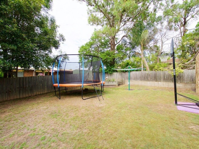 12 Willoughby Court, Springwood QLD 4127
