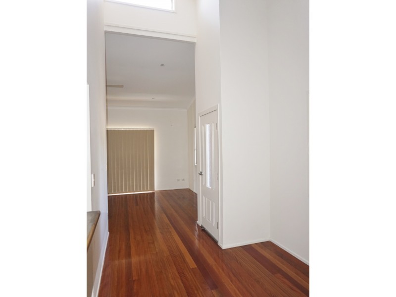 2A DALTON STREET, Springwood QLD 4127