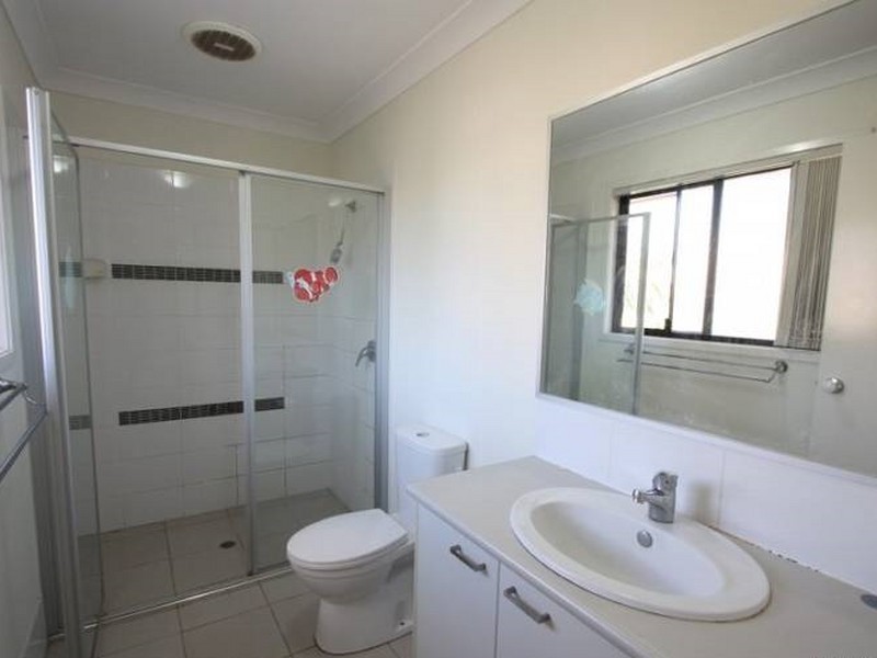 Unit 5/18 Diane Court, Calamvale QLD 4116