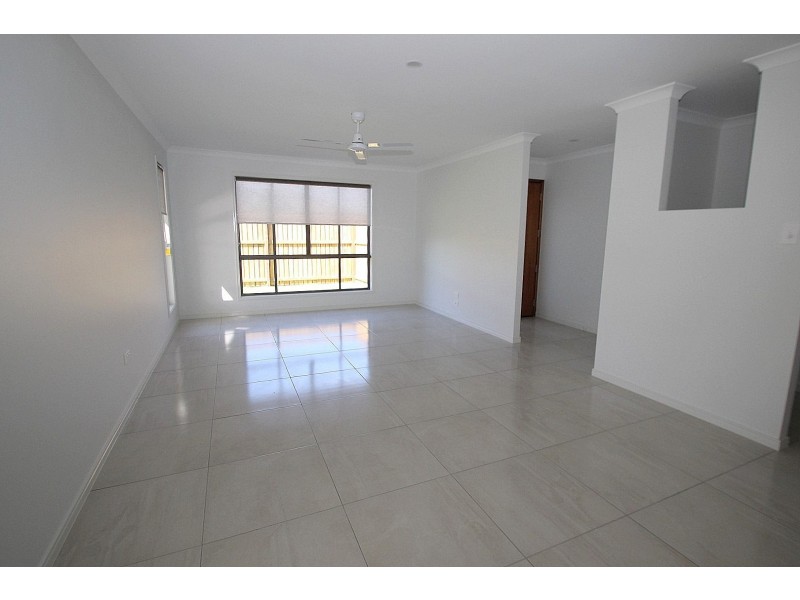 2A Belleni Court, Point Vernon QLD 4655