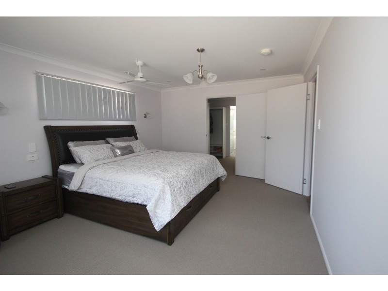 39 Shore Road East, Booral QLD 4655