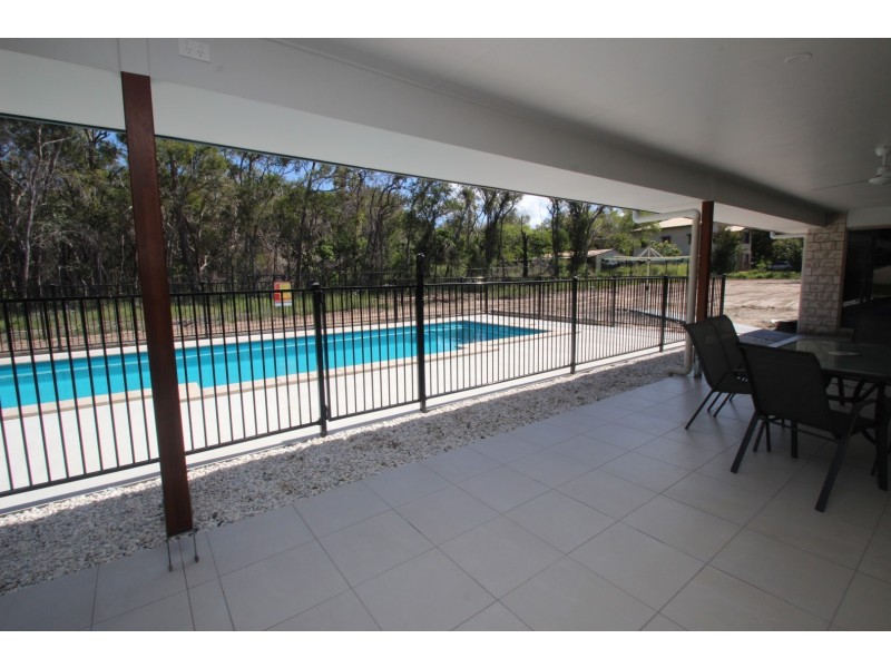 39 Shore Road East, Booral QLD 4655