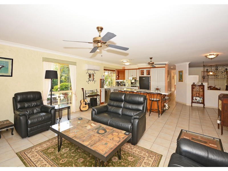 5-7 Arkarra Court, Dundowran Beach QLD 4655