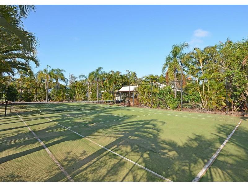 5-7 Arkarra Court, Dundowran Beach QLD 4655