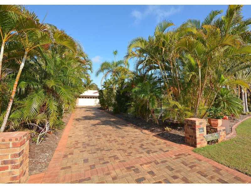 5-7 Arkarra Court, Dundowran Beach QLD 4655