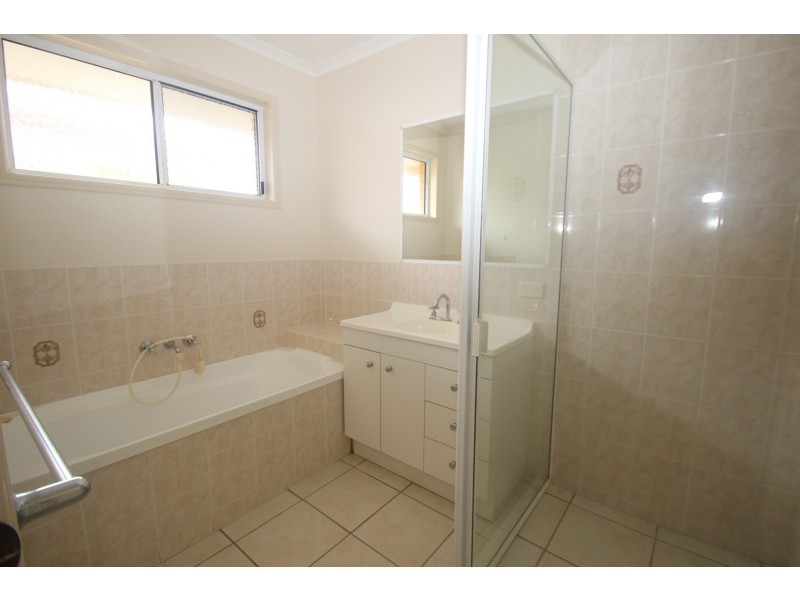 3 Marloo Court, Urangan QLD 4655